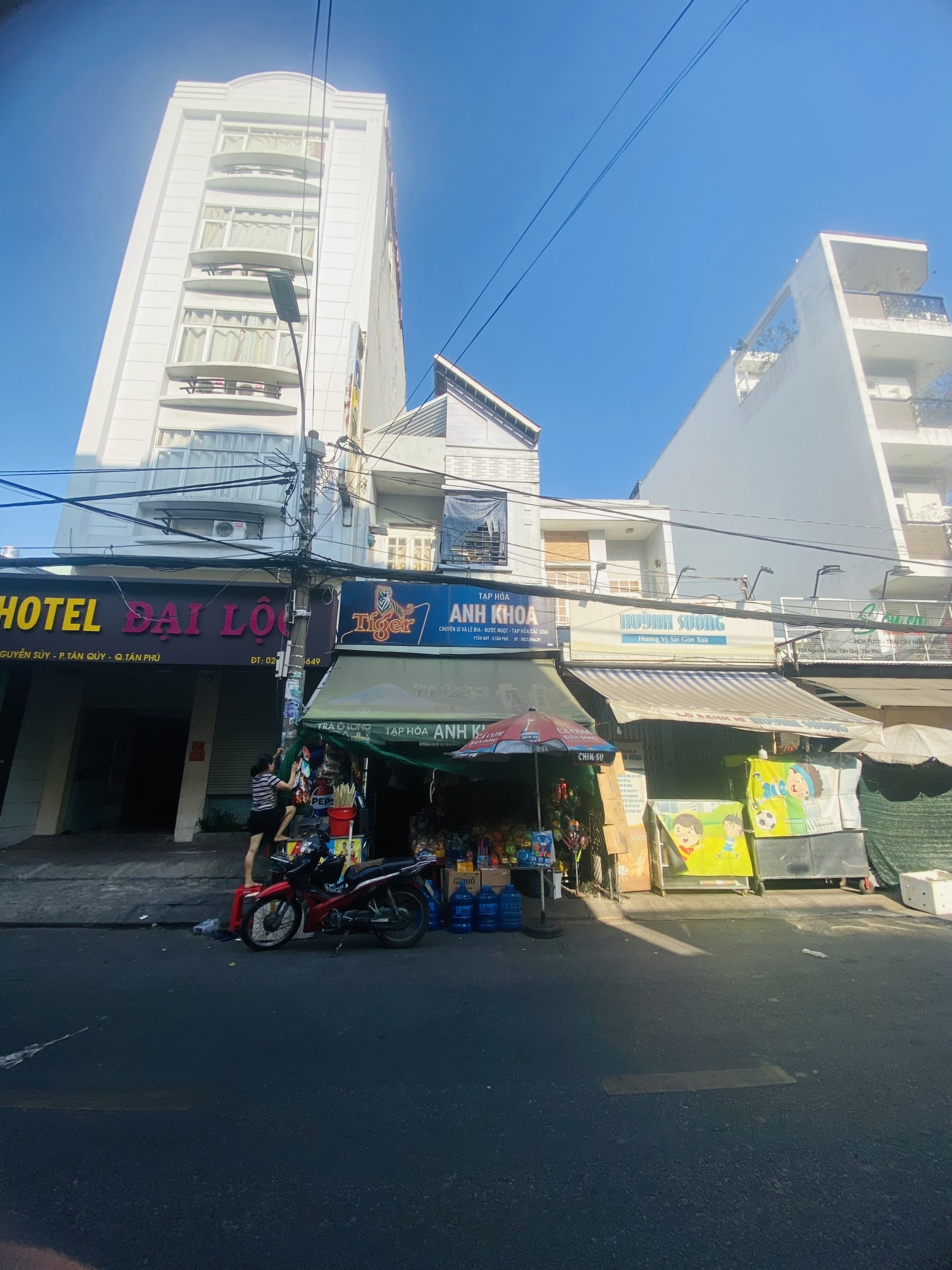 Bán nhà MTKD đường Nguyễn Súy (gần chợ Tân Hương) DT: 4x18.5m (nở hậu 4.3m) - 1 lầu - giá: 12 tỷ TL