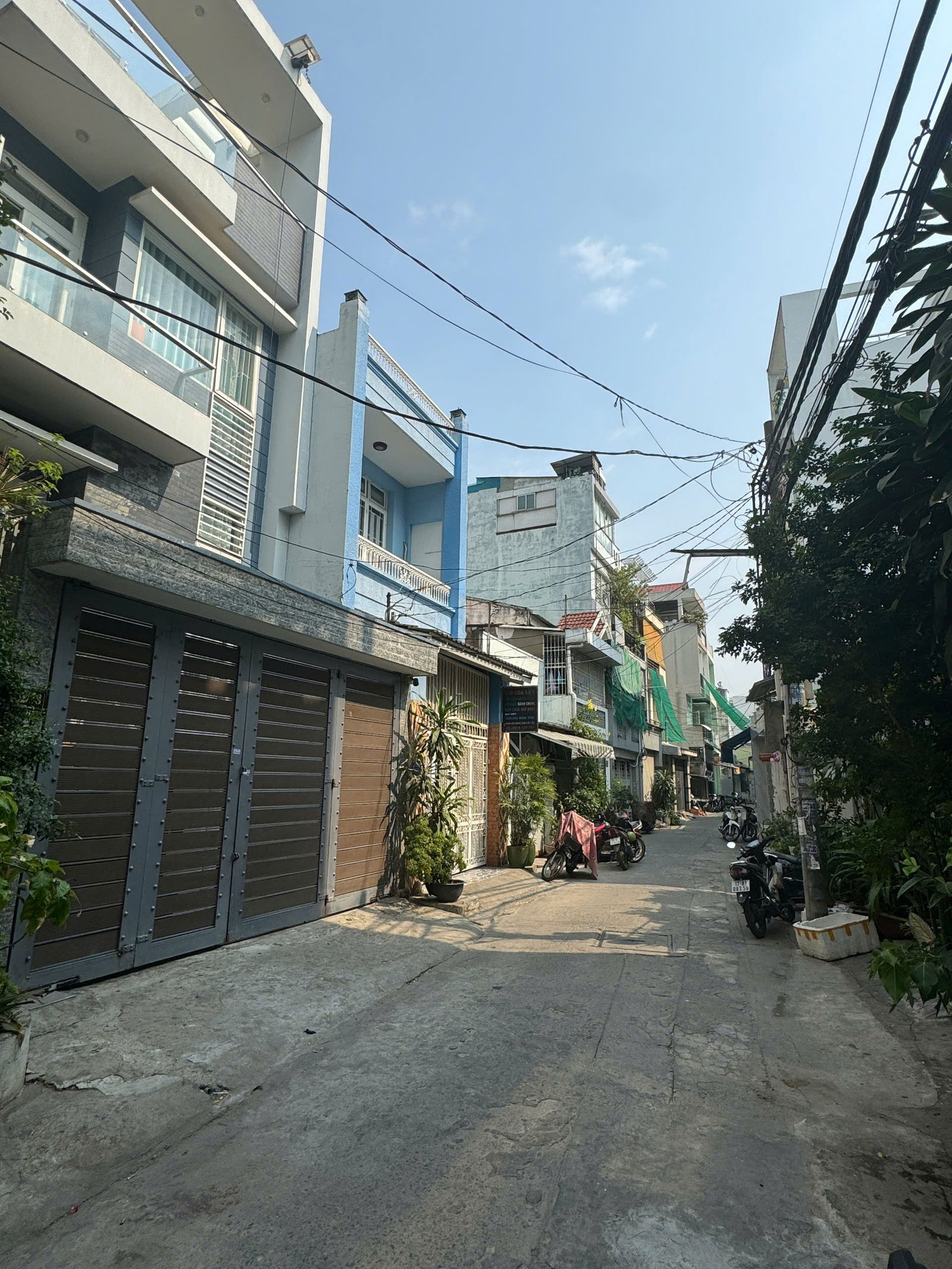 bán nhà hẻm 6m Độc Lập 4x19,5m 2 lầu sân thượng giá 8,4 tỷ call 0788315668