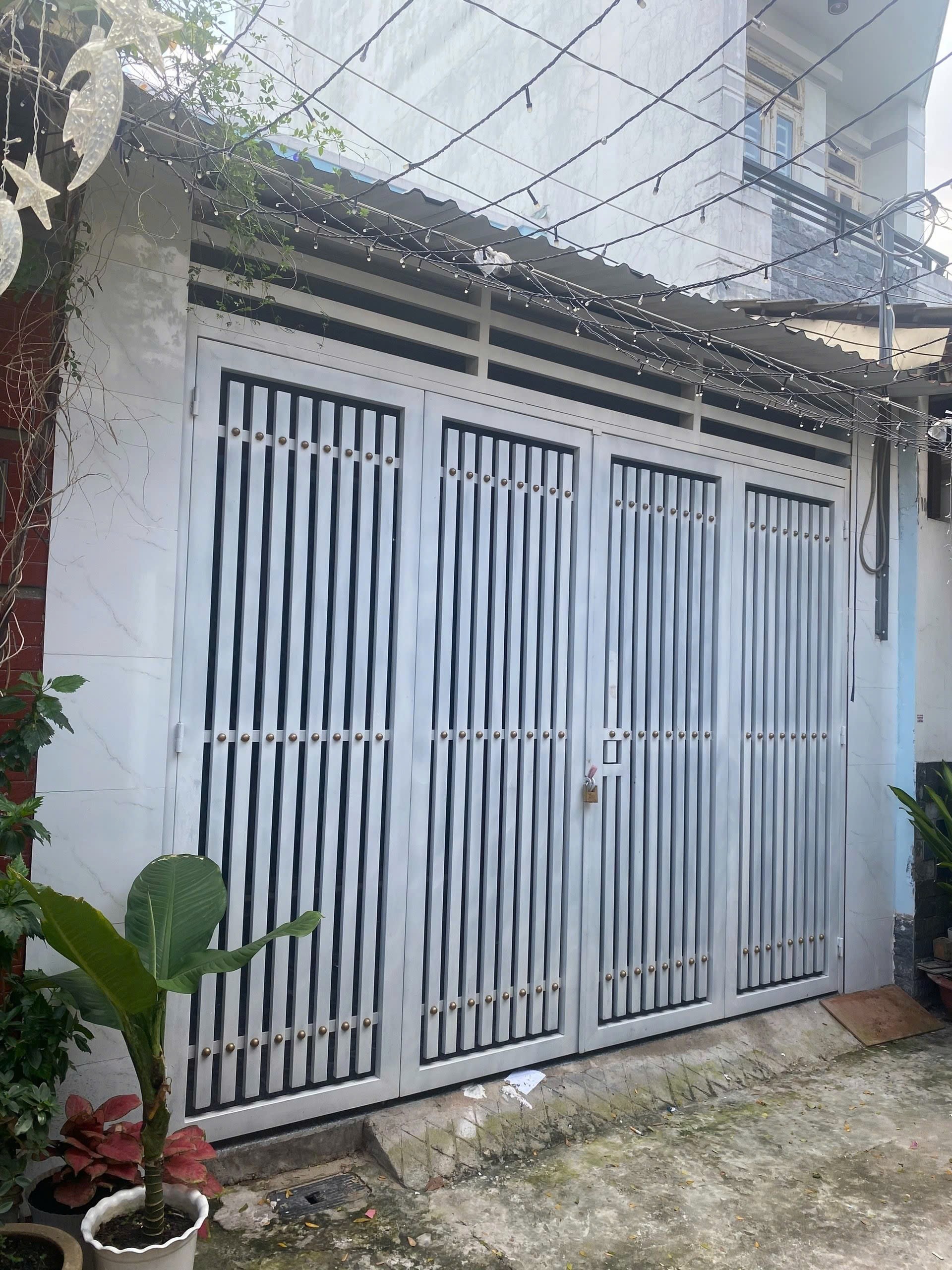 Bán nhà hẻm 2/ Đường Phú Thọ Hòa_P.Phú Thọ Hòa, Cấp 4, DT: 4.2x17m, Giá: 5.5tỷ tl