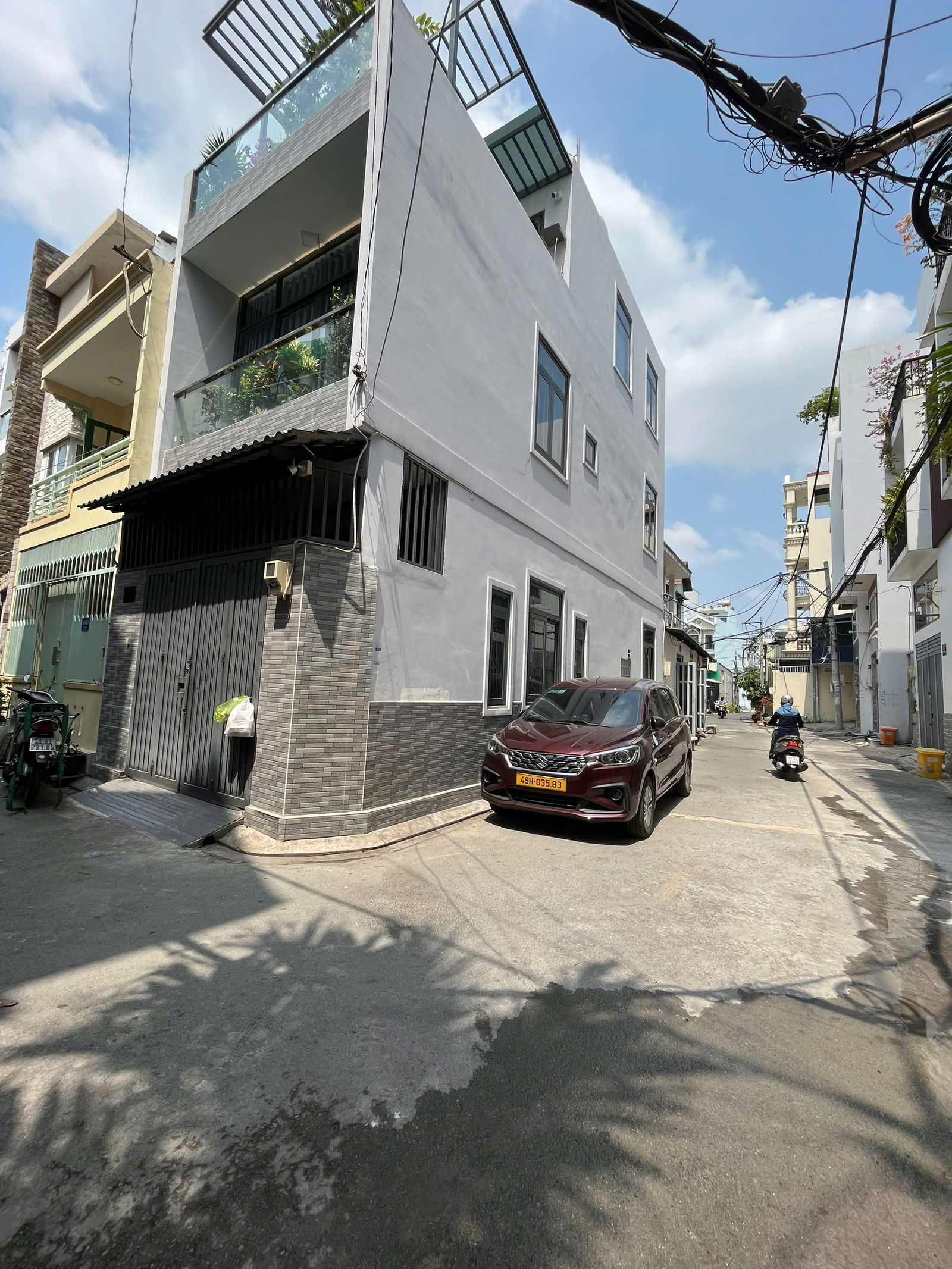 NHÀ MỚI ĐẸP - HẺM 8M ĐƯỜNG VƯỜN LÀI, PHƯỜNG PHÚ THỌ HOÀ. (DT: 4X12.5M 3 TẦNG). GIÁ: 7.5 TỶ