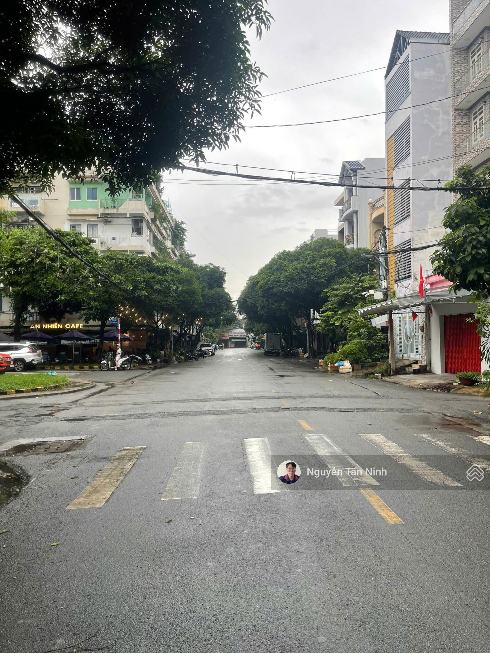 Nhà mặt tiền nội bộ phường Tân Thành, quận Tân Phú, gần chợ Tân Phú. (DT: 5x20m Cấp 4). Giá 12.5 tỷ