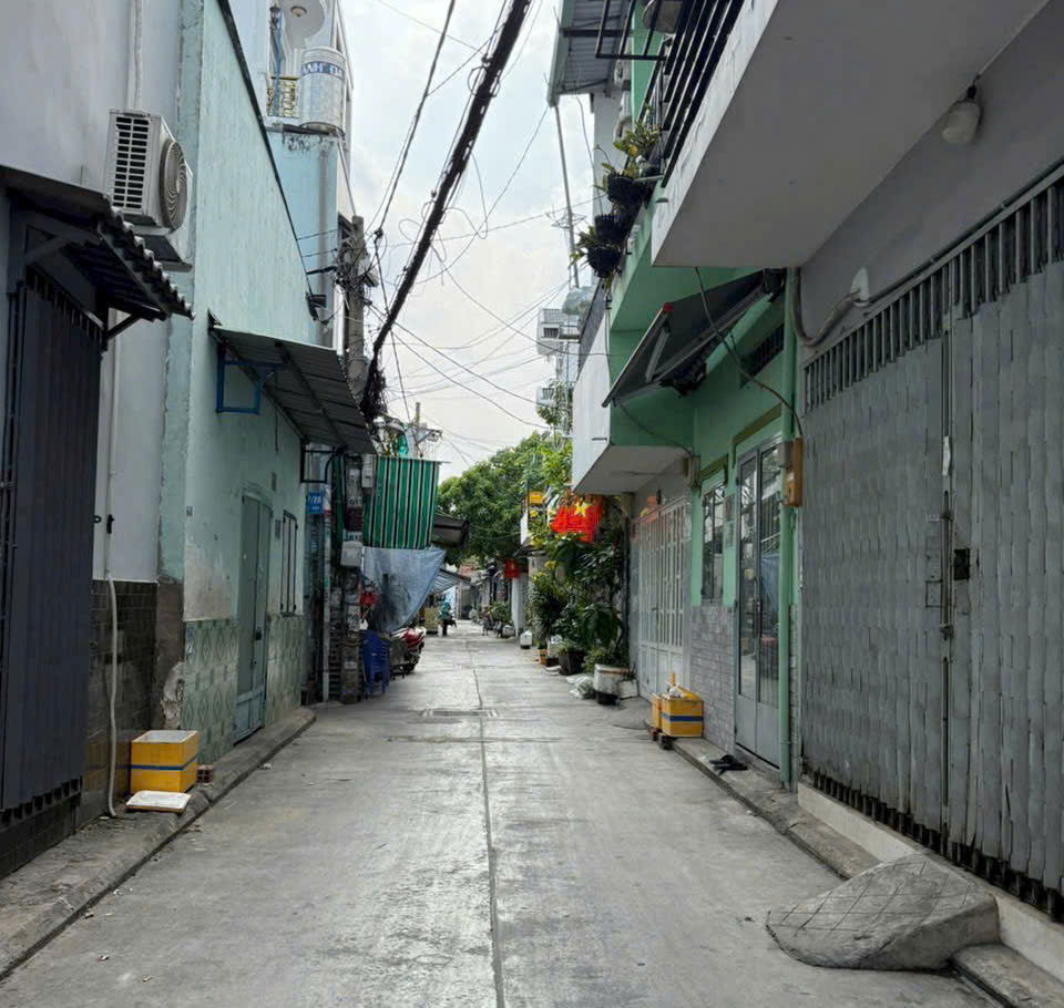 bán nhà hẻm xe hơi đường ĐÔ ĐỐC LONG 4X20M GIÁ 6.5 TỶ CALL 0788315668