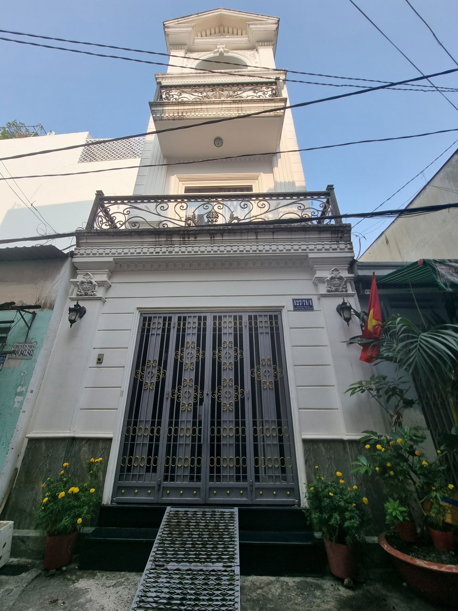 (NHÀ MỚI ĐẸP) Bán nhà đường Lê Thúc Hoạch, P. Phú Thọ Hoà. (DT: 4.2x11m 4 tầng). Giá: 6.49 tỷ