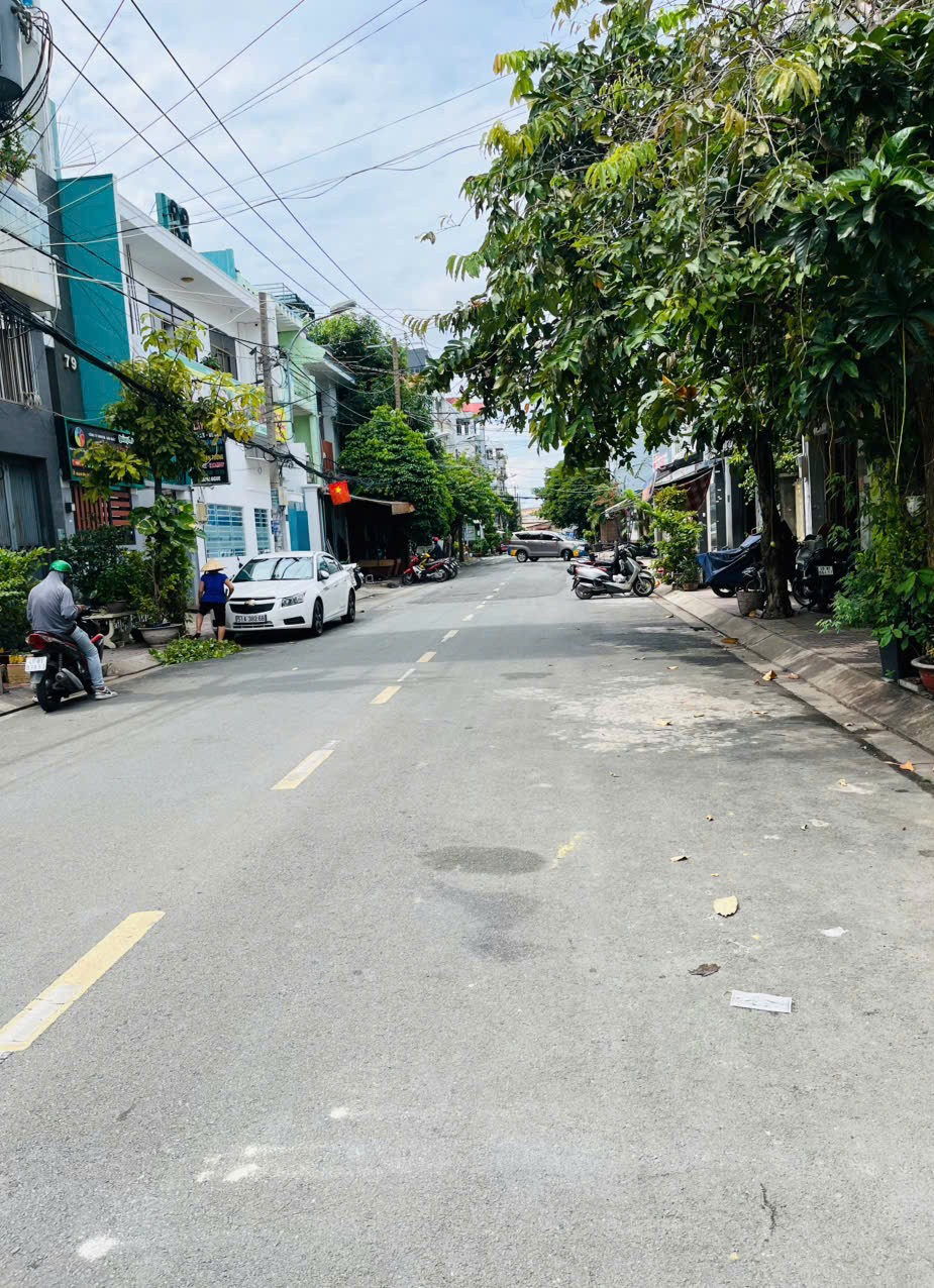 BÁN NHÀ MẶT TIỀN Q. TÂN PHÚ – NGANG KHỦNG 8x20m – GIÁ 18.5 TỶ