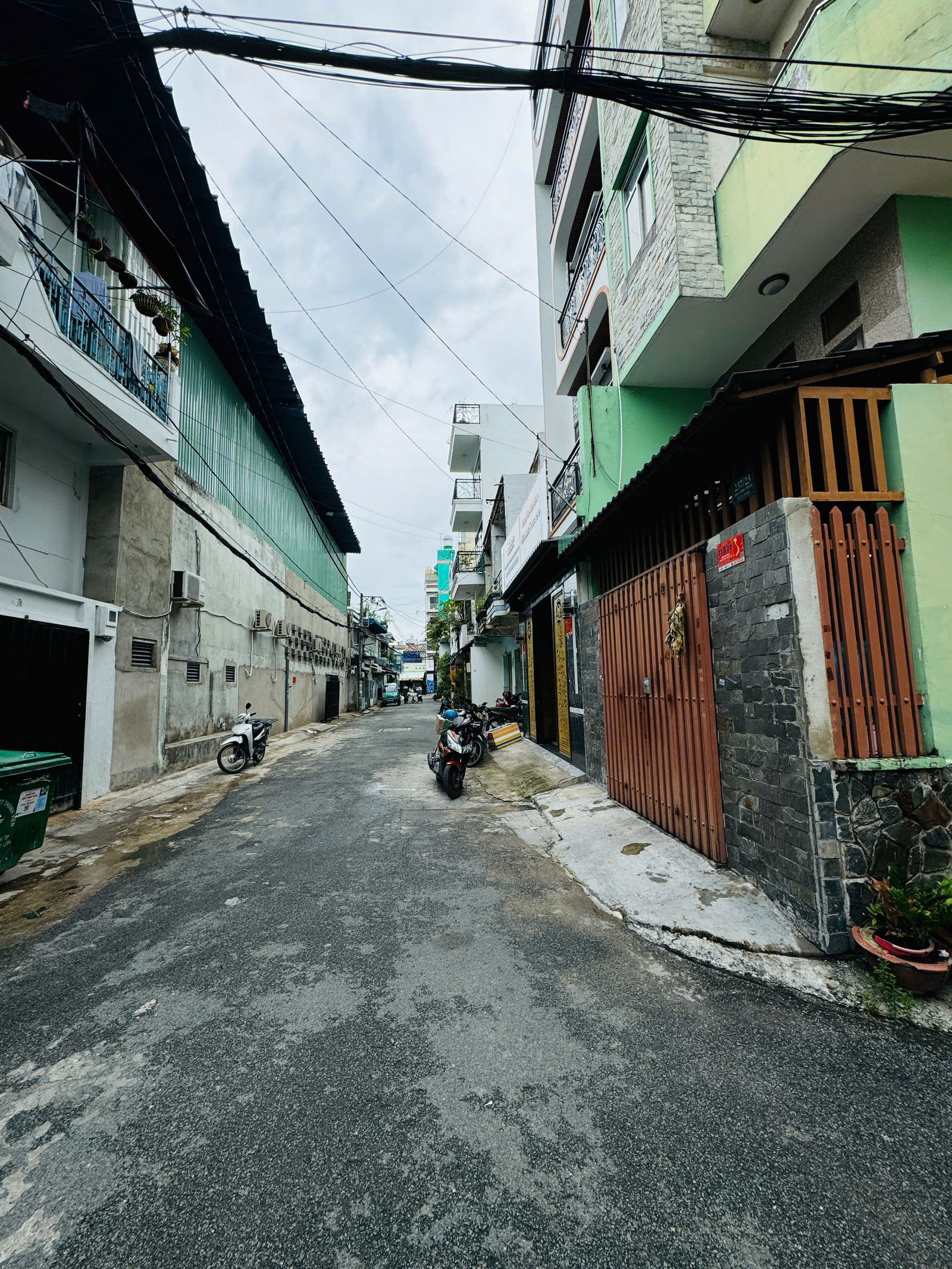 Bán nhà đường Trịnh Đình Trọng, phường Phú Trung, quận Tân Phú. (DT: 4.1x12.3m 1 lầu). Giá: 7.5 tỷ