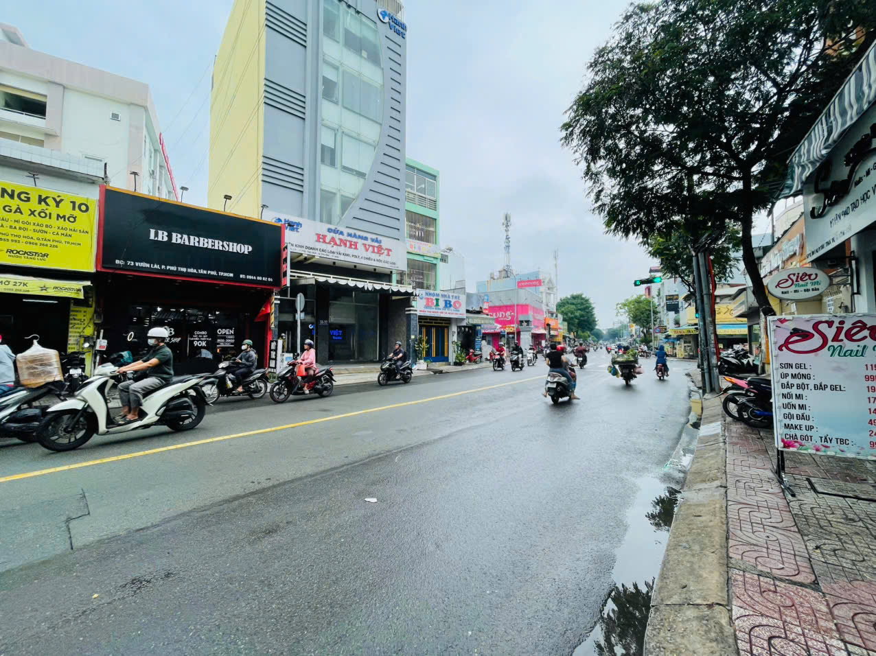 - Bán nhà Mặt tiền kinh doanh đường Vườn Lài, Phường Tân Thành, Quận Tân Phú 5mx17m - Giá 16.5 tỷ