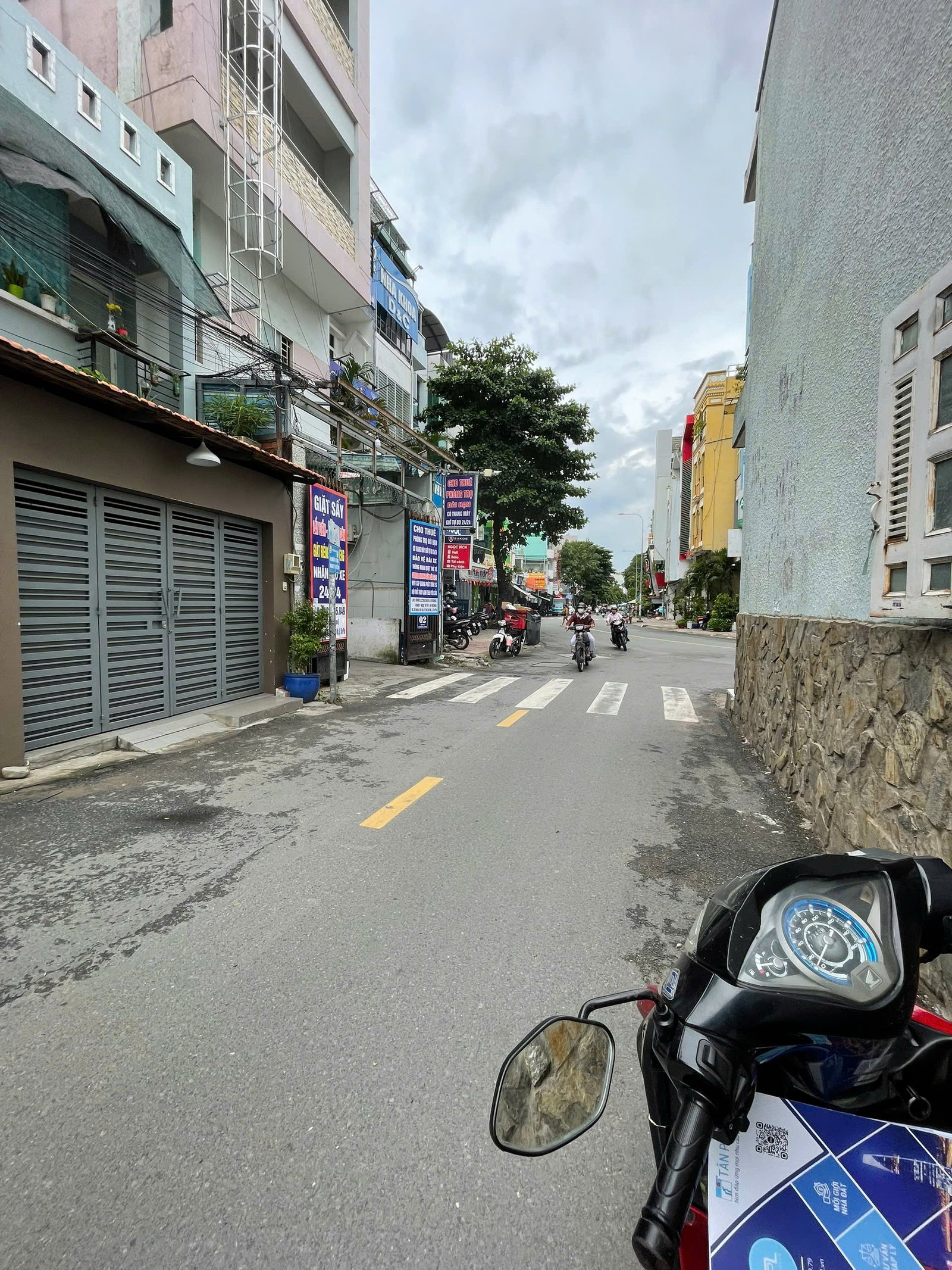 🔹 Bán nhà MT Trần Tấn, Tân Phú – 1 trệt, 1 lửng, 2 lầu – Giá tốt 9.5 tỷ,LH 0936014425