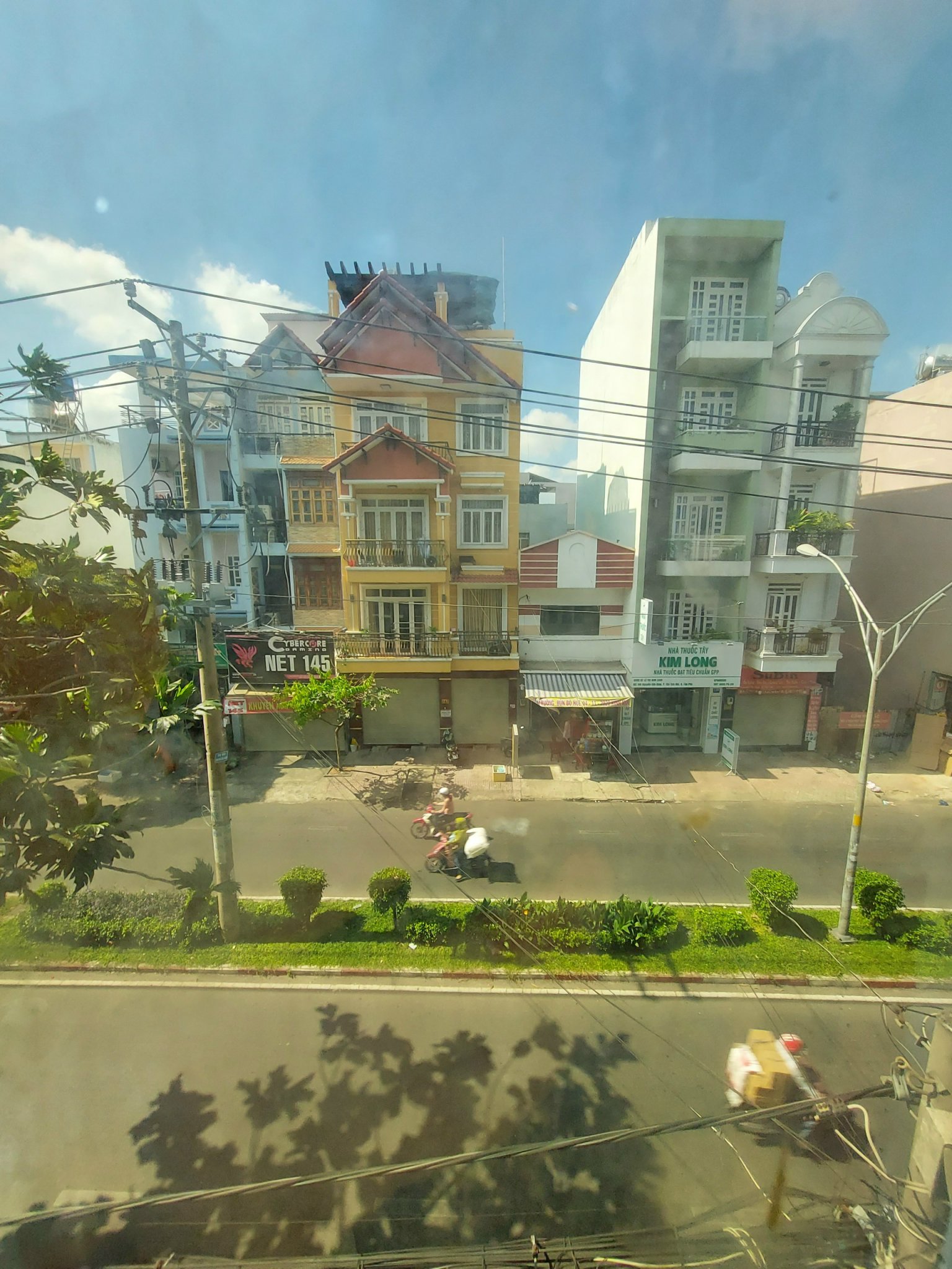 Bán CHDV 40 phòng, đường NGUYỄN CỮU ĐÀM dt: 8x16 1 trệt 4 lầu và St, với giá :35 tỷ tl .