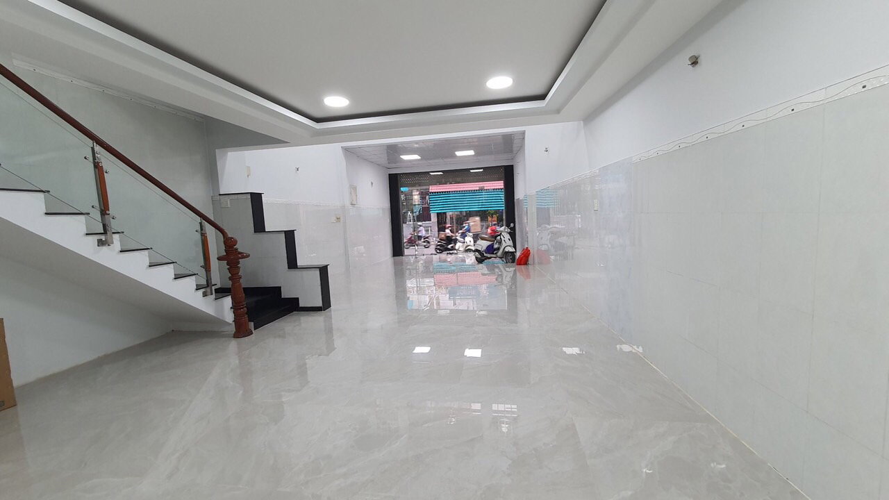 🏡 Bán nhà MT Sơn Kỳ, Q.Tân Phú, DT 5.1x19m, NH 6.8m, lửng 2 lầu, giá 16 tỷ LH 0936014425