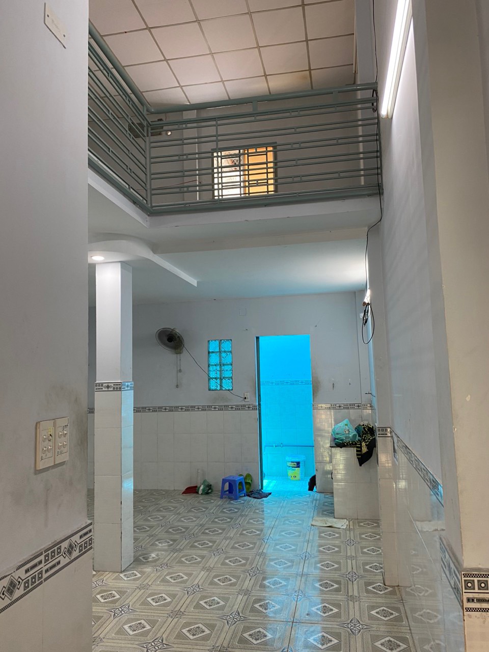 Bán nhà HXH nhựa 6m thông đường Gò Dầu, DT: 5x18m, 1 lửng. Giá: 7,6 tỷ TL - Q. Tân Phú