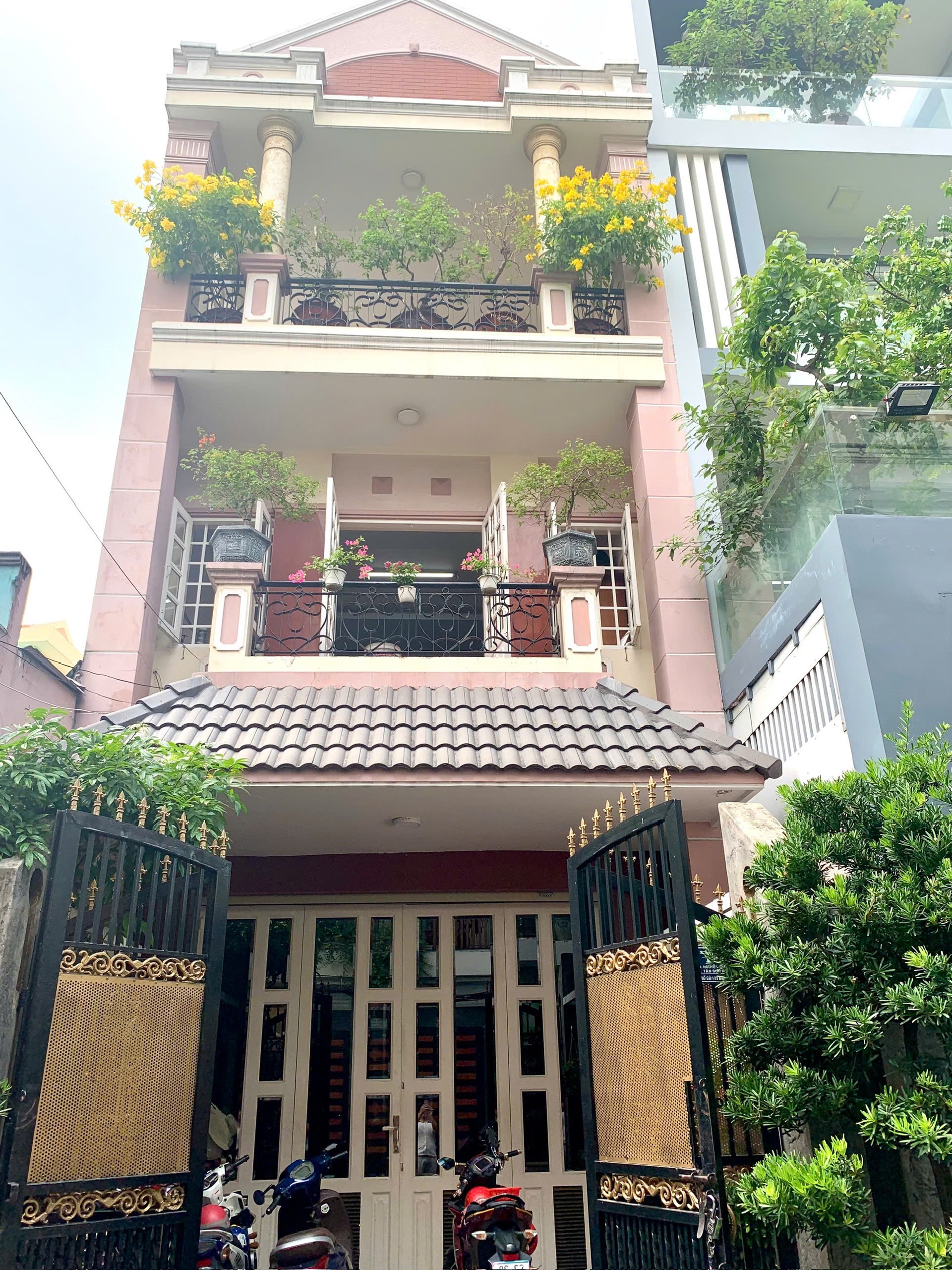 ✅ KHU CÔNG VIÊN TÂN SƠN NHÌ - TÂN PHÚ: NHÀ ĐẸP 5.2 X 22.6M. 2 LẦU - GIÁ 15.4 TỶ