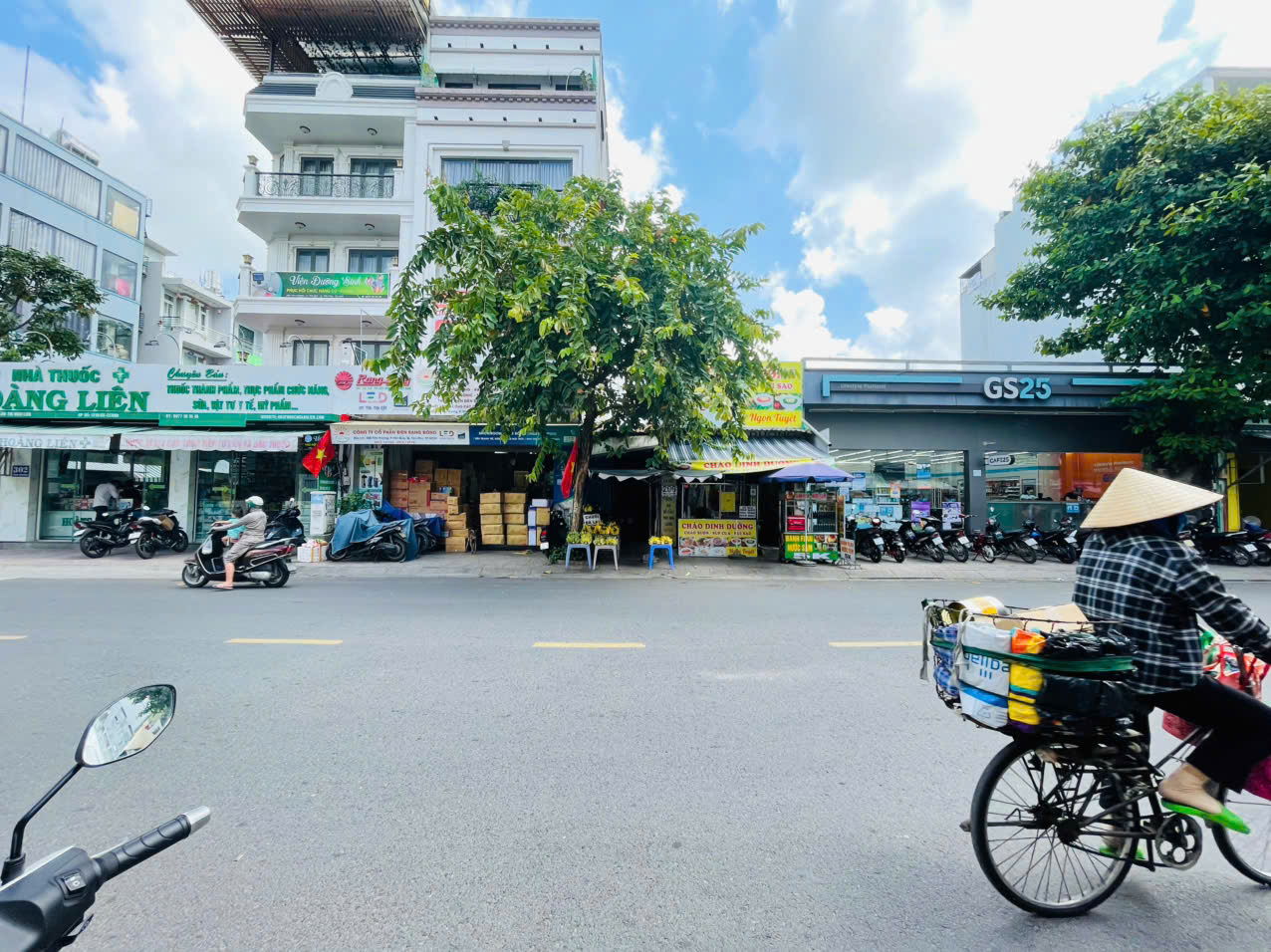 NHÀ NGANG 6X18m, Mặt tiền Kinh Doanh Tân Hương, CẤP 4, DT: 6X18M, khu đông đúc, GIá: 15.5 tỷ tl