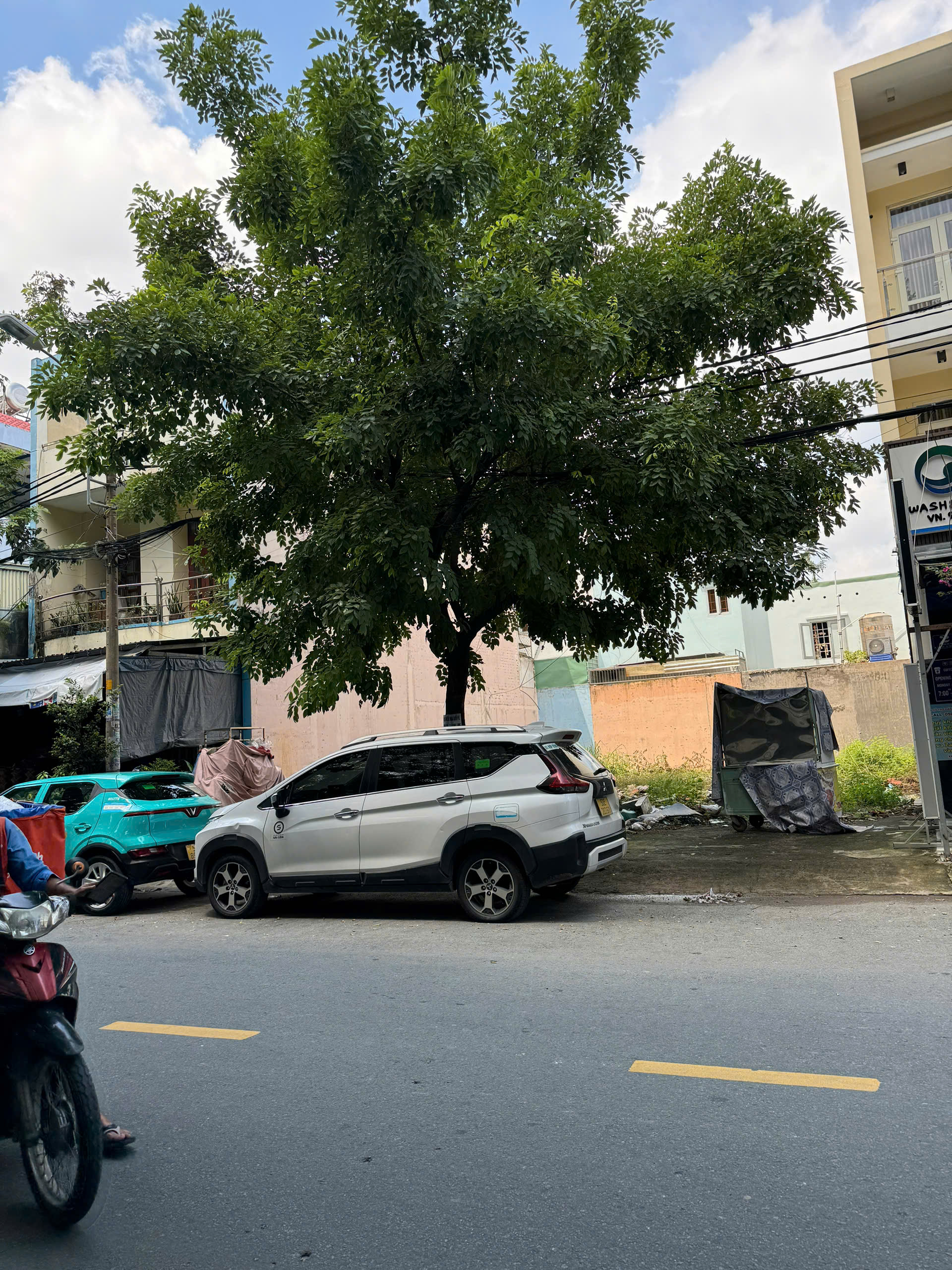 ĐẤT TRỐNG - MT ĐƯỜNG DC8 .DT 12X16M. GIÁ 25 TỶ - P SƠN KỲ