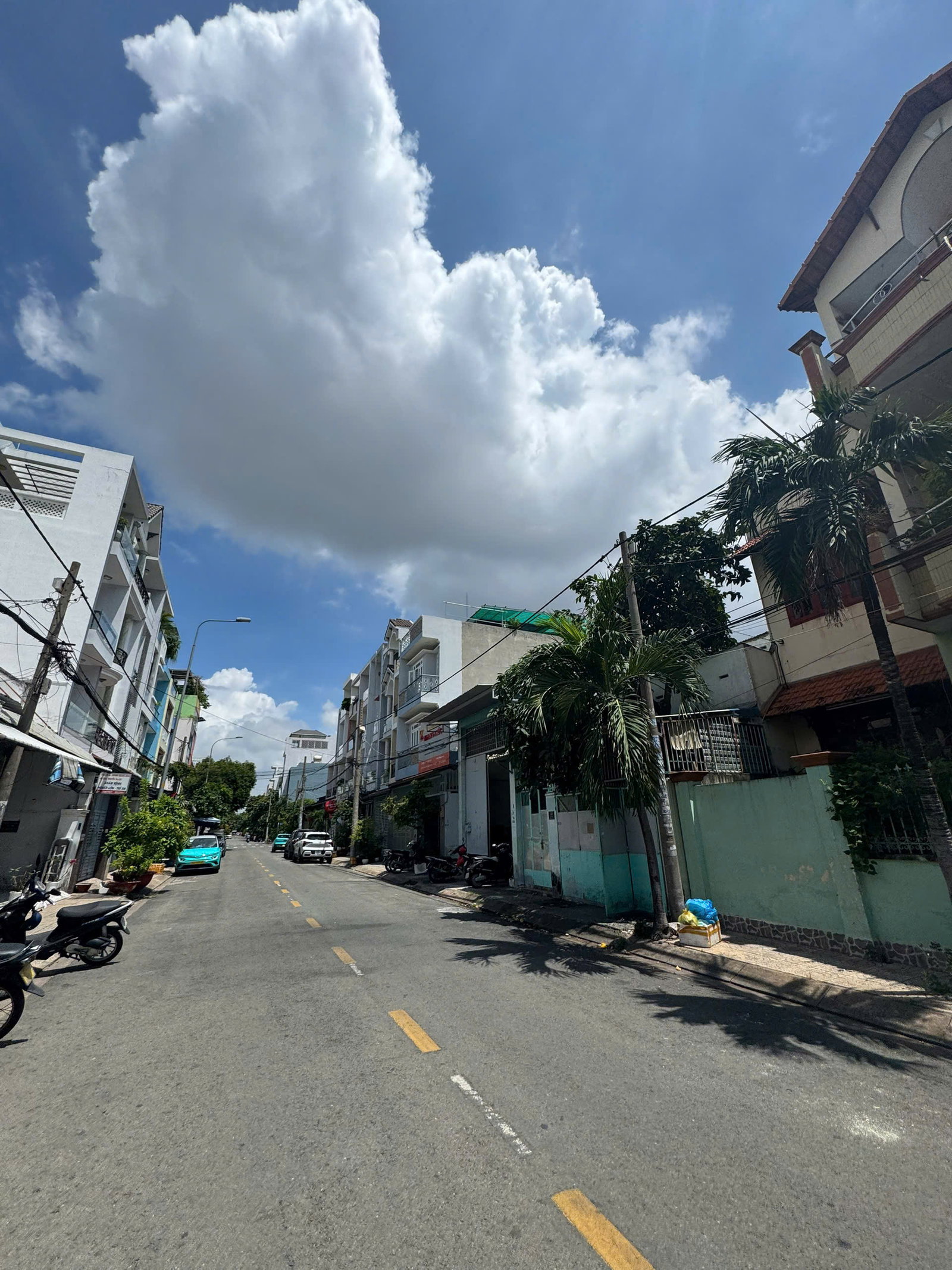 Bán nhà mặt tiền đường Quách Đình Bảo, 7.2mx17m, 4 Tấm, giá 20.9 tỷ, Phường Phú Thạnh, Quận Tân Phú