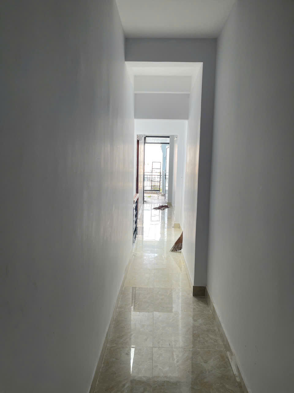 Thu Nhập 70 Tr/th - Nhà MT Quận Tân Phú - CHDV 16P Thang Máy ( 4x22m, 6 Tầng ) 13.4 Tỷ