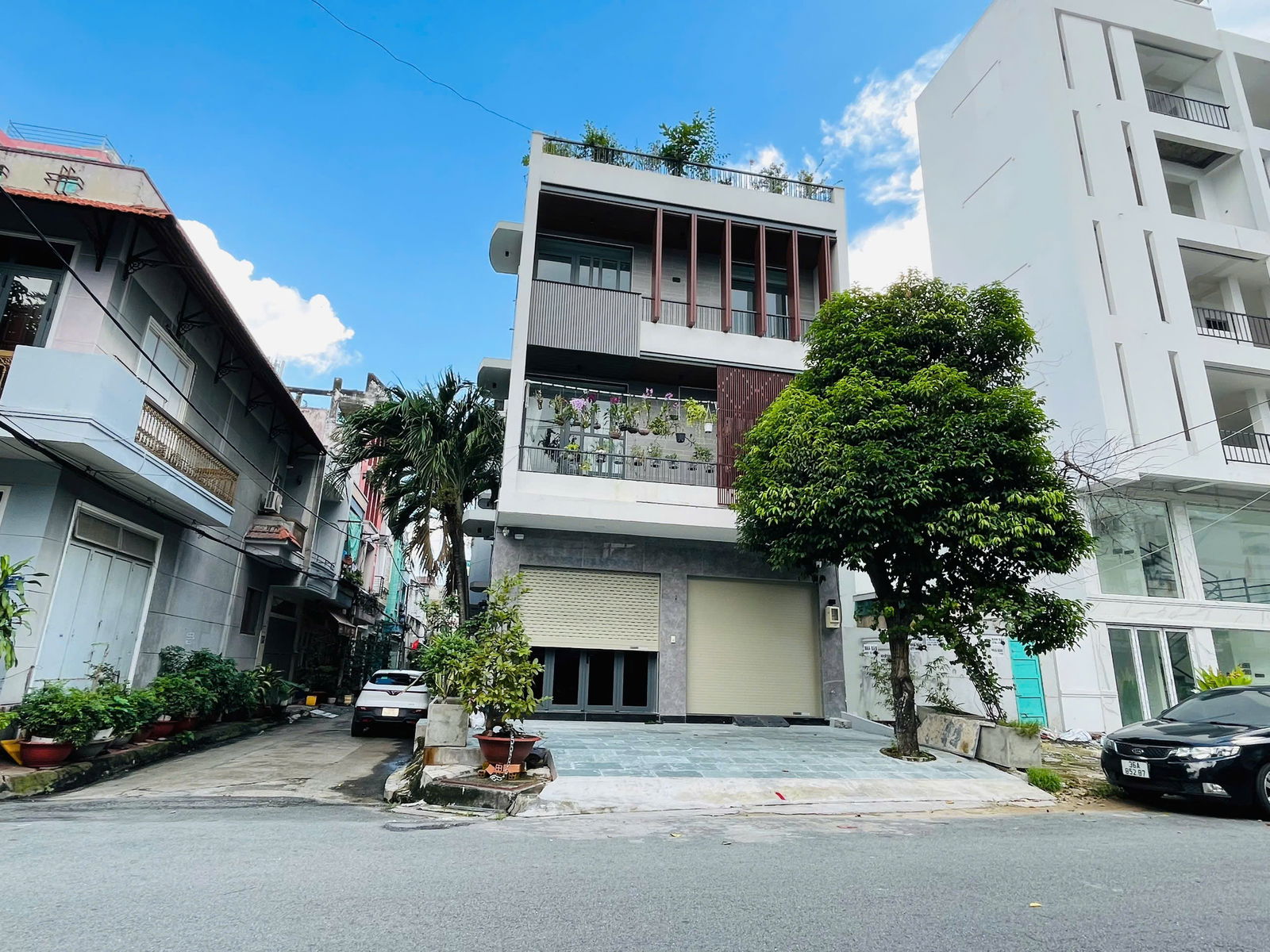 🏡 BÁN NHÀ GÓC HAI MẶT TIỀN TÂN QUÝ – 7x15.5M – 3 LẦU THANG MÁY – GIÁ 18.x TỶ – NHÀ KIỂU BIỆT THỰ