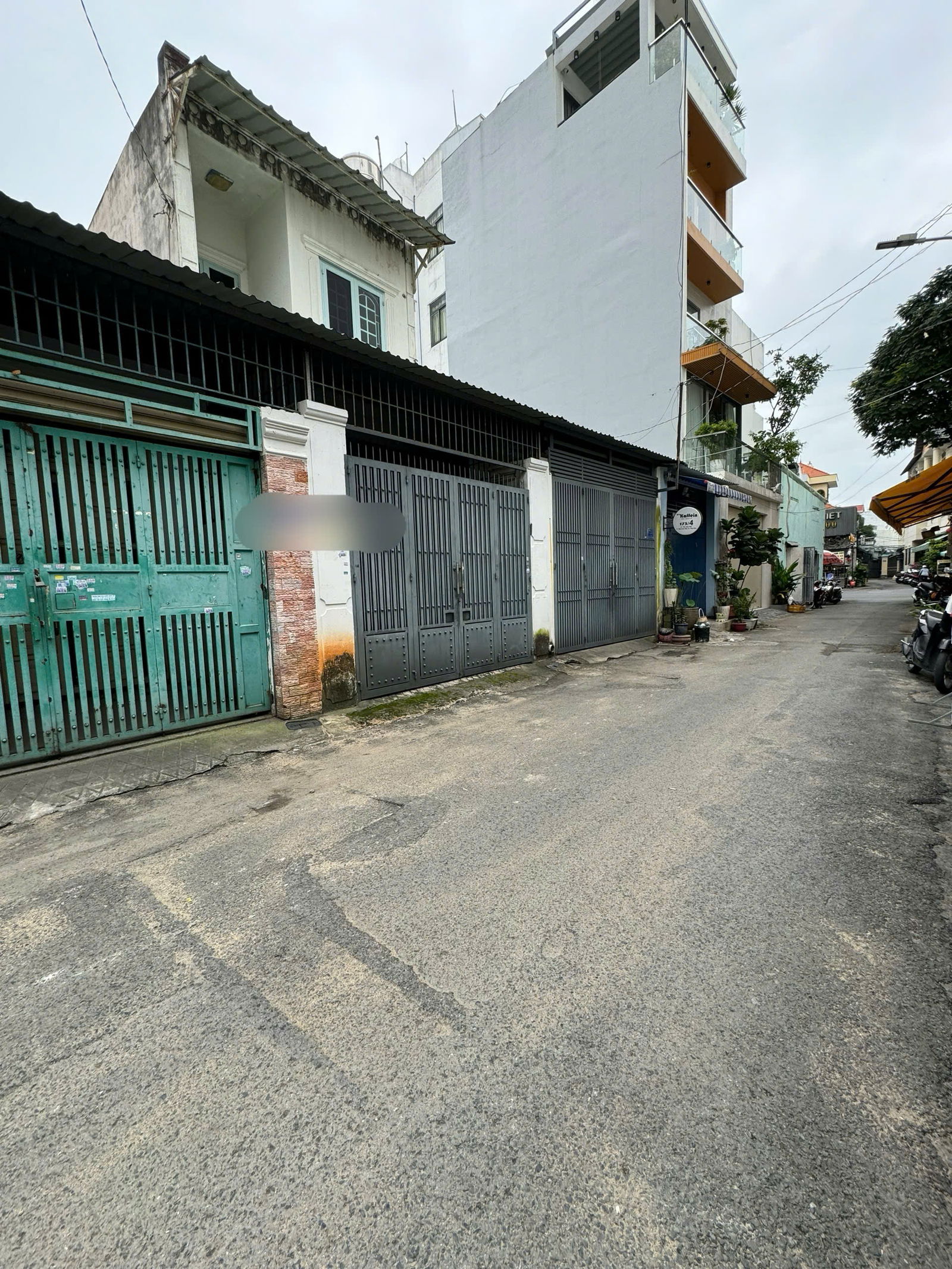 BÁN NHÀ CẶP NGANG 12X18M (HẬU 14,6M) CẤP 4. GIÁ 27 TỶ,HẼM 7M THÔNG ĐƯỜNG TÂN SƠN NHÌ