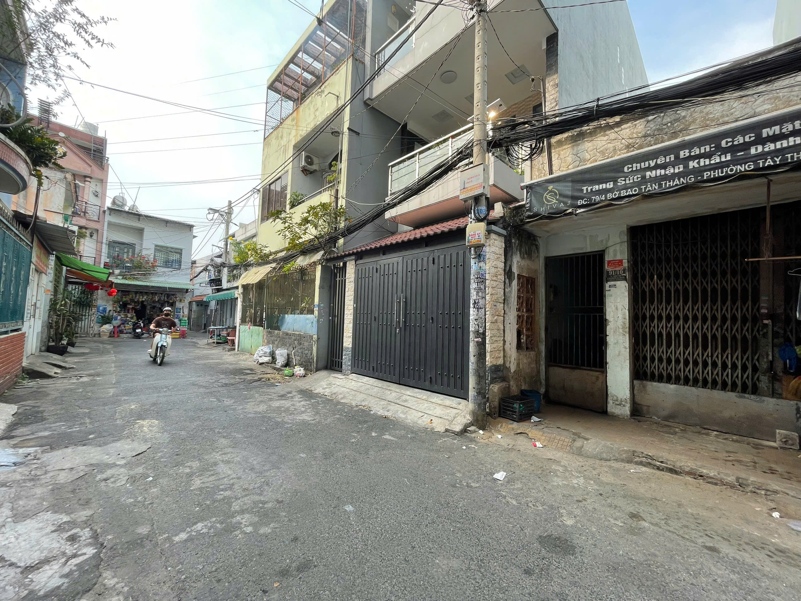 Hẻm 6m Trần Tấn_p.Tân Sơn Nhì_tân Phú, CẤP 4- dt: 4X23M, Giá: 7/3 tỷ tl