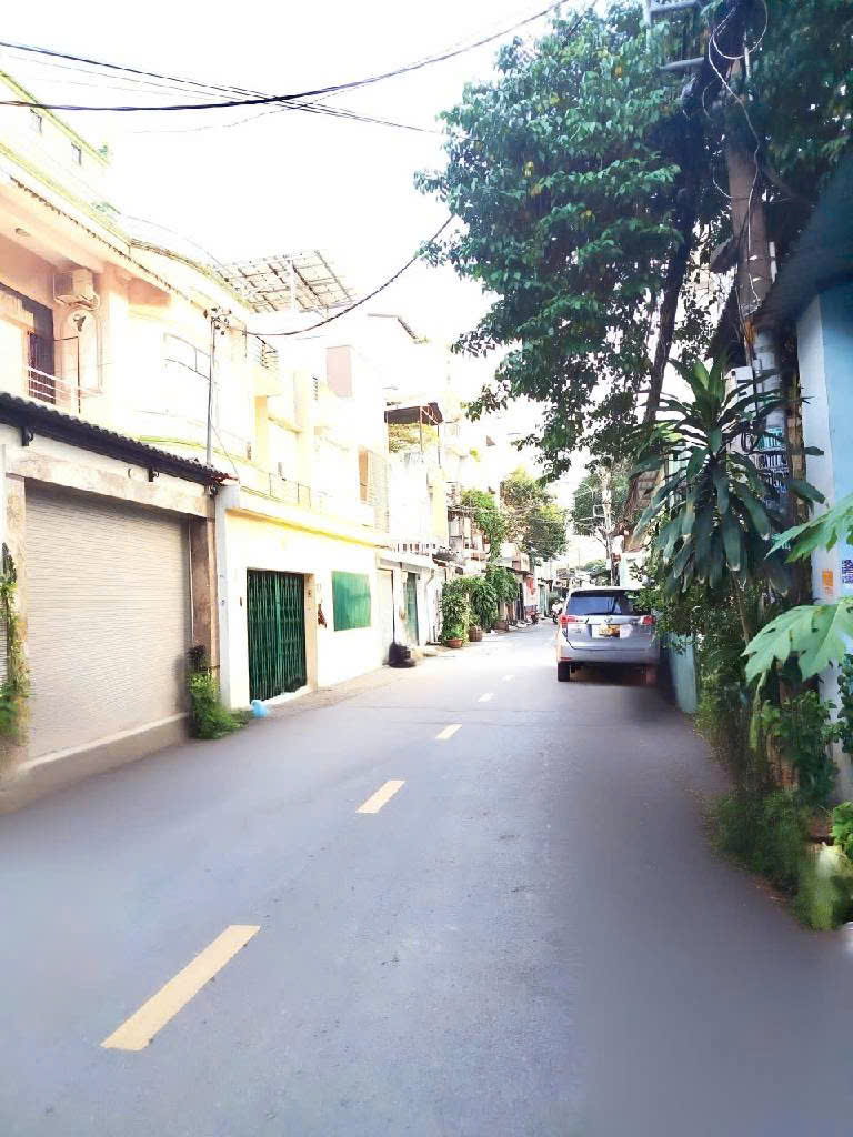 Bán nhà Mặt tiền Đường Đoàn Hồng Phước_p.Hoà Thạnh_Tân Phú, DT: 4x31m, Giá: 12.5 tỷ tl