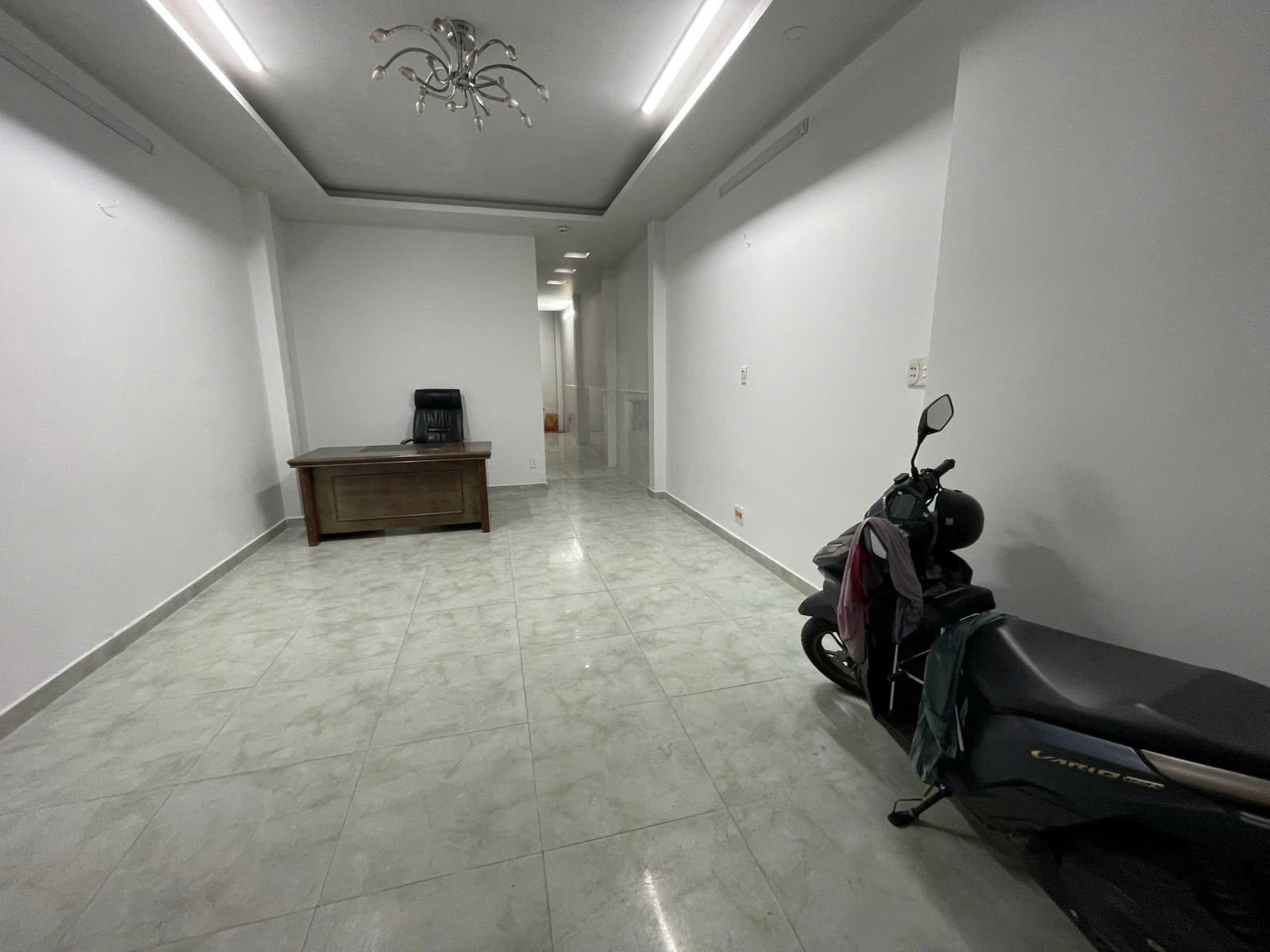 HẼM THẲNG 6M THOẠI NGỌC HẦU.DT 4X15M, HẬU 4,7M, 1 LẦU . GIÁ 6,4 TỶ