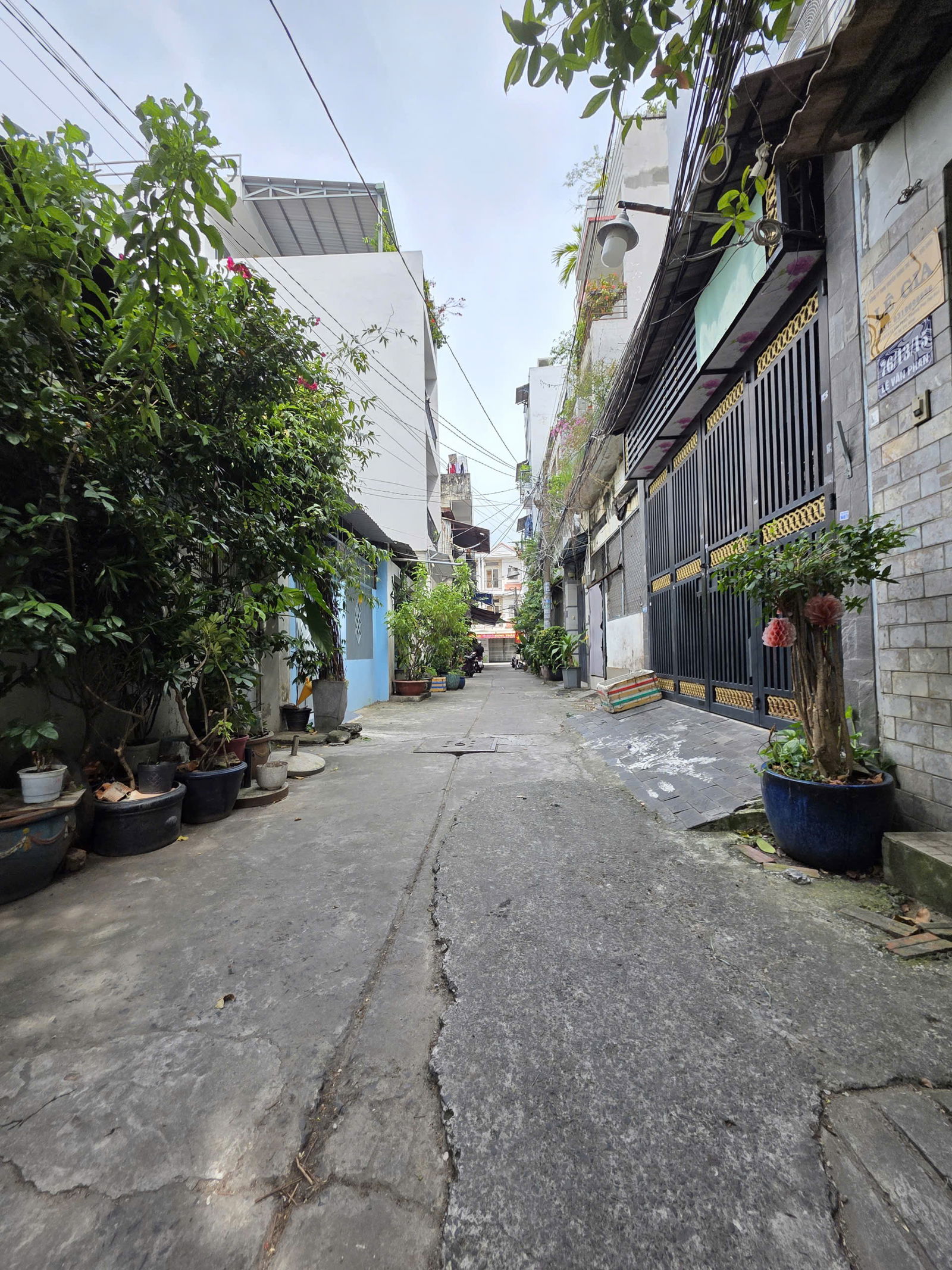BÁN NHÀ HẺM 76/ LÊ VĂN PHAN –TÂN PHÚ_DT: 4.15X19M, 2 LẦU, GIÁ: 8.2 TỶ TL
