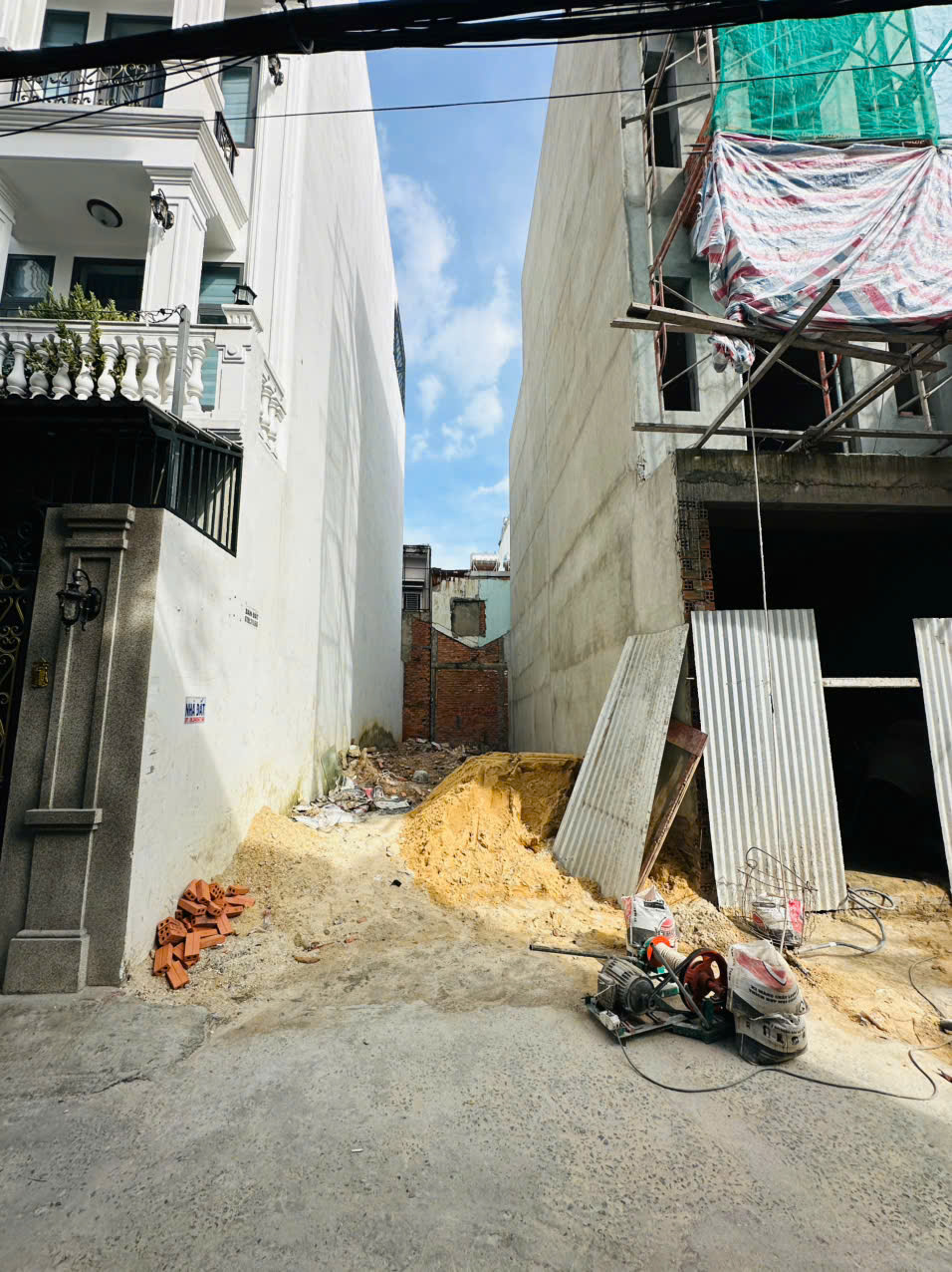 ( ĐẤT TRỐNG) HẼM 5M NGUYỄN SUÝ .DT 4X16M, GIÁ 6 TỶ,GẦN CHỢ TÂN HƯƠNG