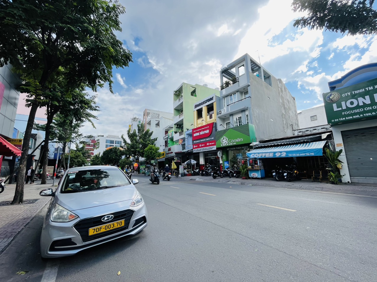 Hạ giá 2 tỷ bán nhanh MT Tân Sơn Nhì 4x19.4 1 lầu giá 17.3 tỷ LH 0936014425