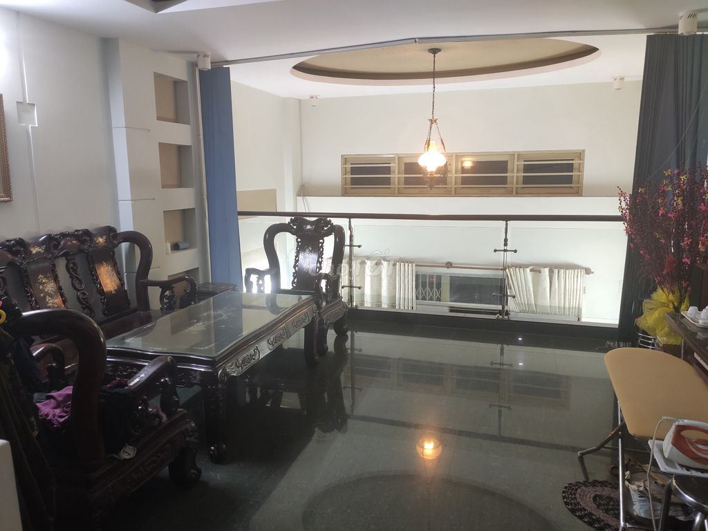 Bán nhà trệt 2 lầu, full nội thất, Hẻm 6m đường Lê Thúc Hoạch_P.Phú Thọ Hoà, DT: 5x16m, Giá: 10 tỷ