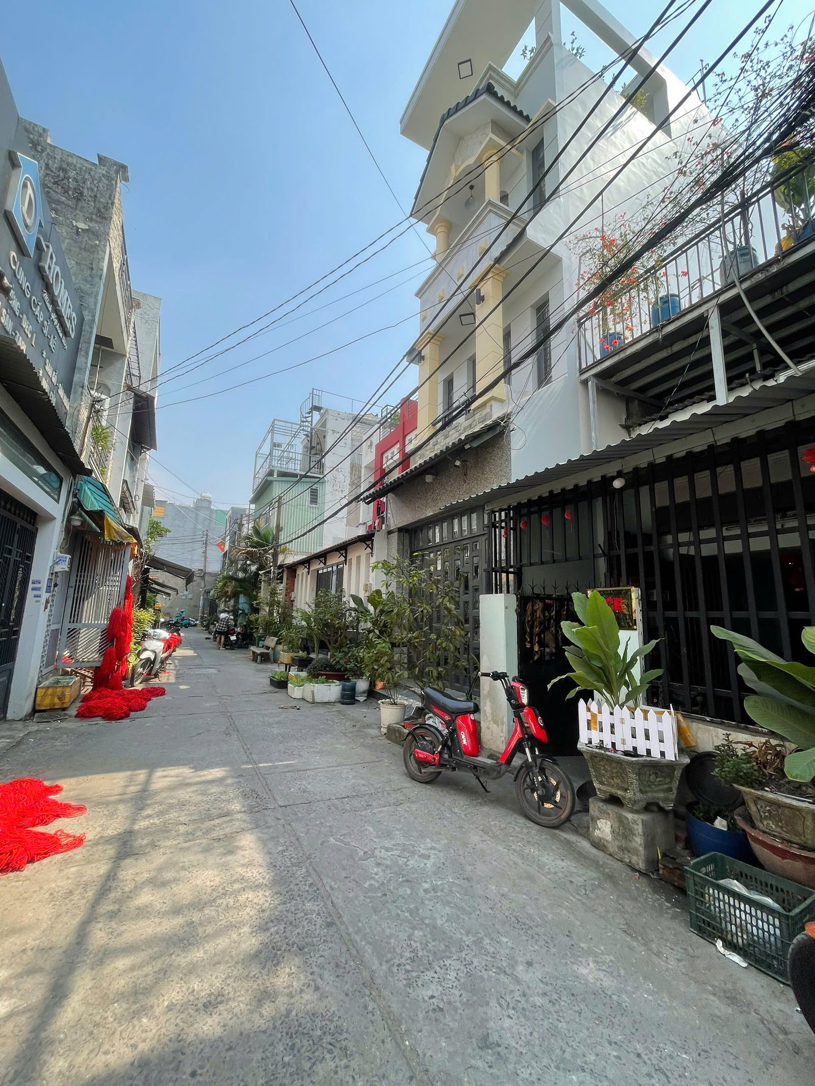 🔹 Bán Nhà Hẻm Hương Lộ 3, Bình Tân: DT 4x18.2m, Giá 5.2 Tỷ, 1 Lầu 🔹