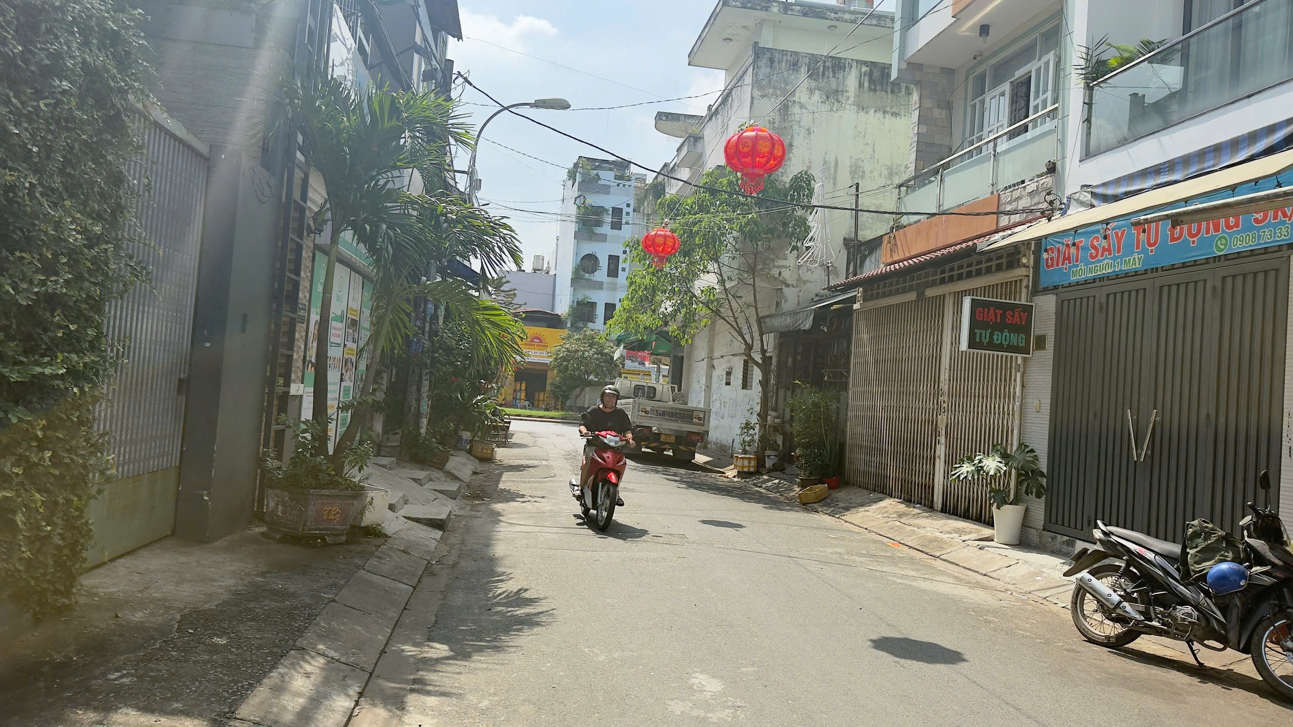 🌈 Bán nhà đúc 4 tấm hẻm 8m đường Tân Hương Q.Tân Phú 54m2 giá chỉ 9.9 tỷ