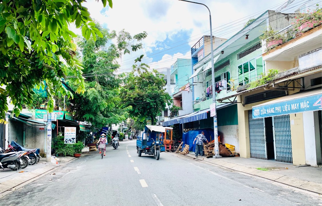 Bán Nhà 2 tầng DT: 12x20m MT Đường Lê Thiệt, P. Phú Thọ Hòa, Giá: 25.5 tỷ