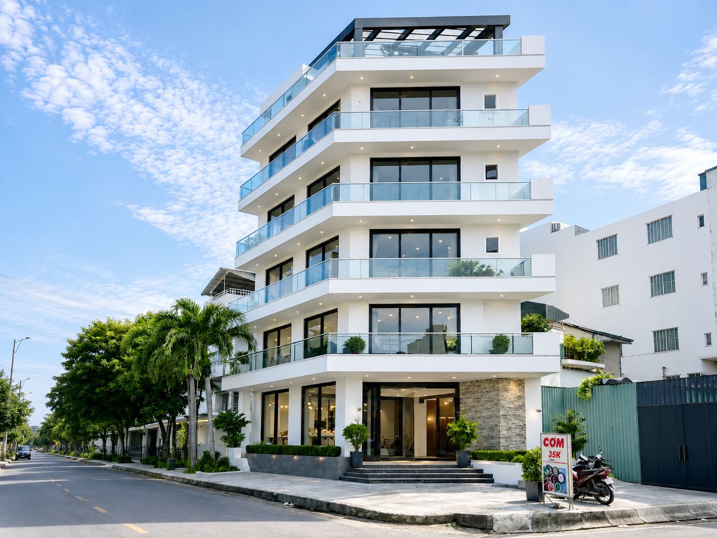 Sở Xây dựng TP.HCM: Xây nhà dưới 3 tầng, không tầng hầm với tổng diện tích sàn nhỏ hơn 250m2 được tự thiết kế, miễn giấy phép xây dựng