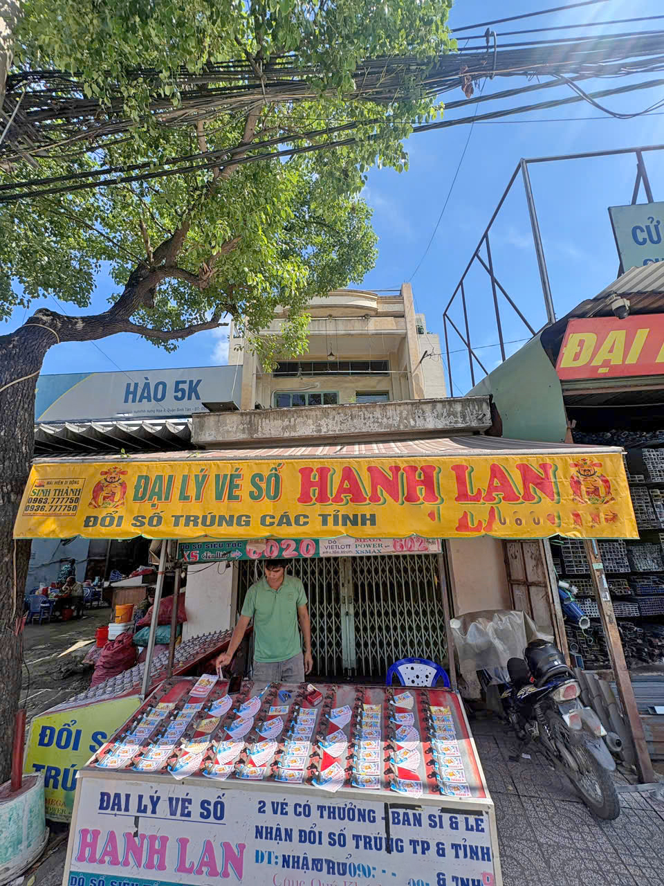 “Bây giờ, nghe đến ‘hạ giá’ có lẽ chẳng còn mấy ai bất ngờ.”