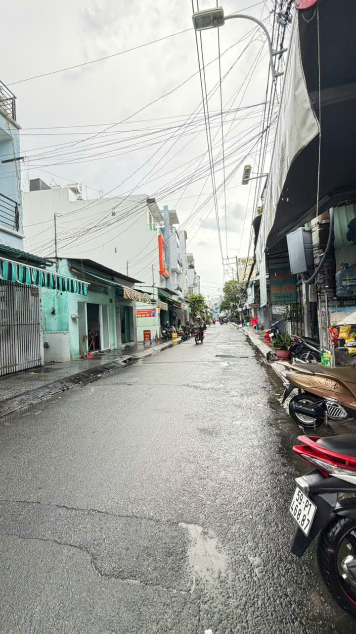Nhà hẻm 221 Vườn Lài, 4x15m, TDT 53.8m², hẻm nhựa 8m, cách mặt tiền 30m, giá 7,6 tỷ TL